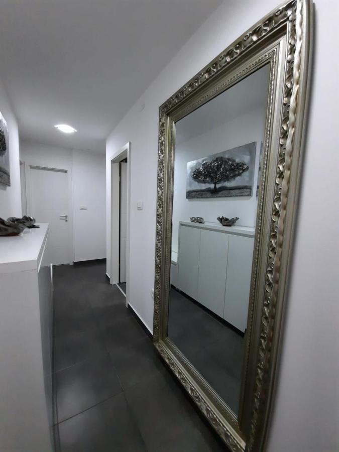 Vice Apartment