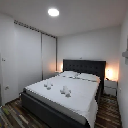 Vice Apartment Omis Exterior photo